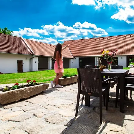 Lejlighedshotel Klazary U Zumberka - Terasove Kamenna