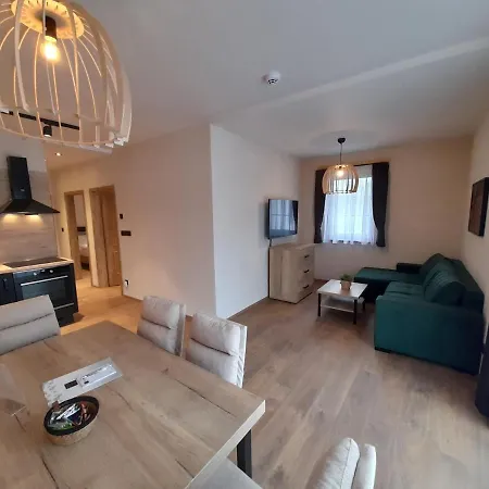 Apartahotel Residence Klazary U Zumberka - Terasove Apartmany 3*