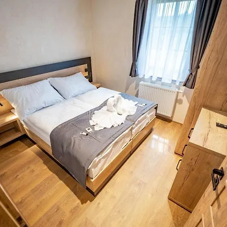 Apartahotel Residence Klazary U Zumberka - Terasove Apartmany