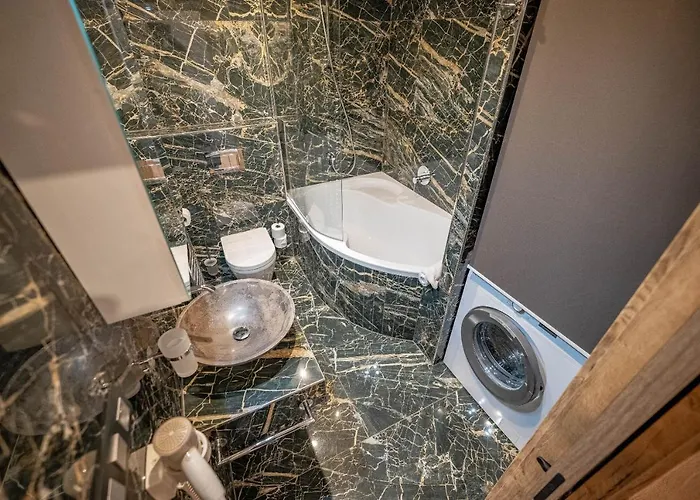 Lejlighedshotel Klazary U Zumberka - Terasove 3*
